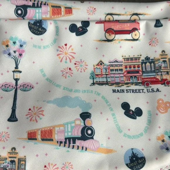 SCL Disney Parks collaboration, park exclusive jumbo fanny pack NWT - Picture 2 of 5